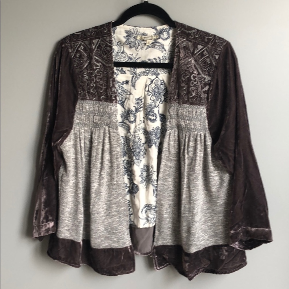 Gimmicks Velvet Jacket w embroidery. L